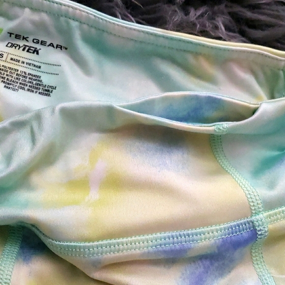 NWOT Tek Gear DryTek Athletic 3/4 Leggings - Picture 3 of 5